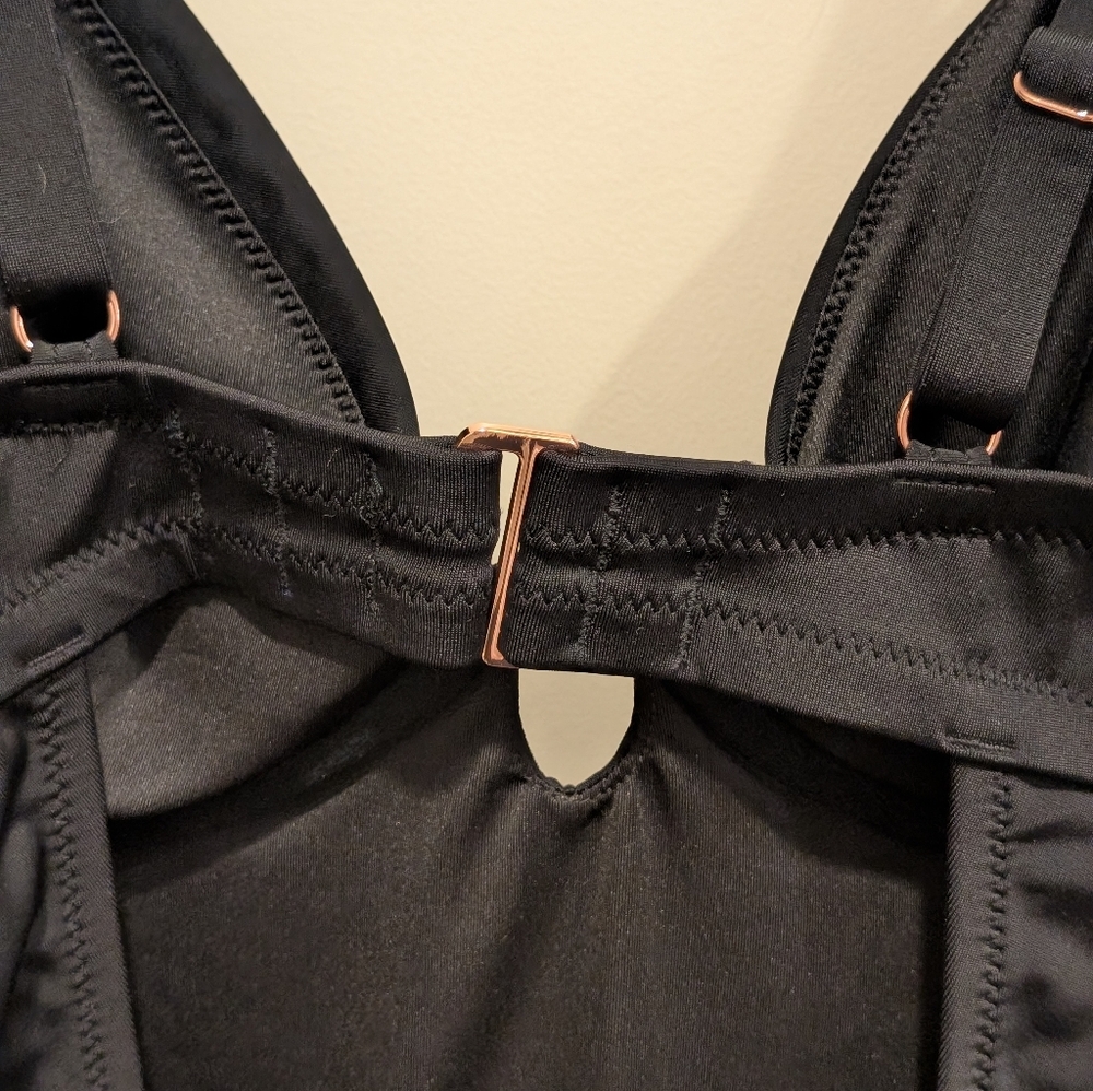 Shade & Shore Black Underwire One-Piece Swimsuit 36DD - Picture 5 of 7